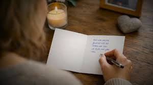 Kaartje schrijven aan eenzame ouder, eenzaam kaartje, een kaartje tegen eenzaamheid
